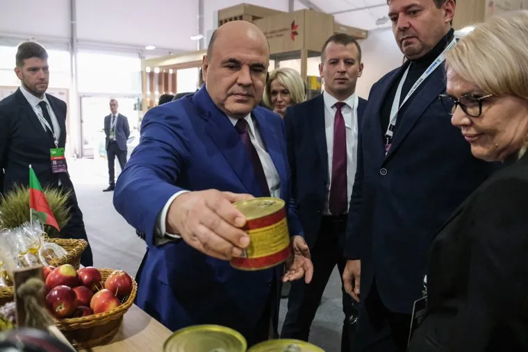 Михаил Мишустин посетил агропромышленную выставку "Золотая осень". Москва 