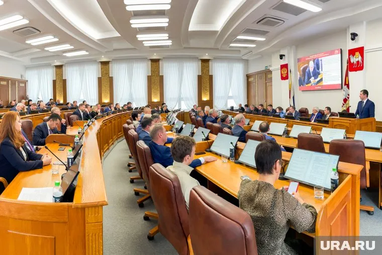 Депутаты заксобрания приняли изменения в бюджете Челябинской области