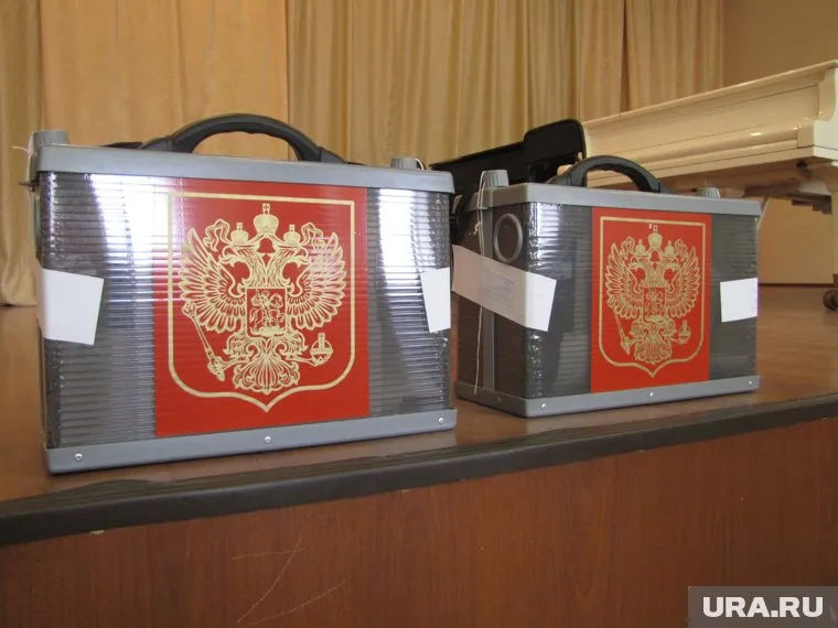 В страну обещают не пустить организаторов выборов из России