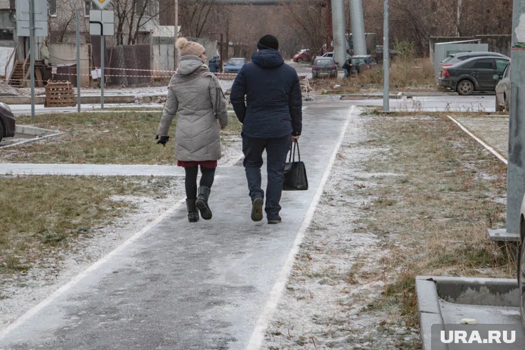 Ледяной дождь обрушился на Челябинск в выходные 