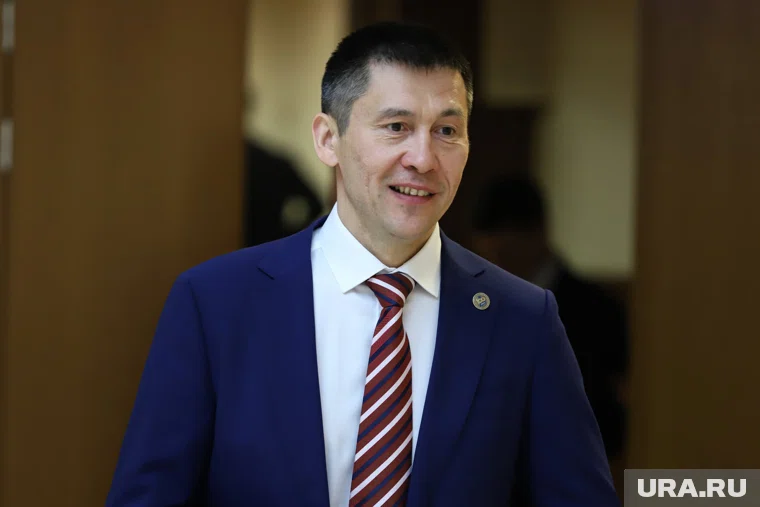 Руслан Садыков начал карьеру чиновника в уральском полпредстве