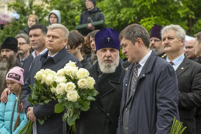 Открытие памятника великому князю Михаилу Александровичу Романову. Пермь