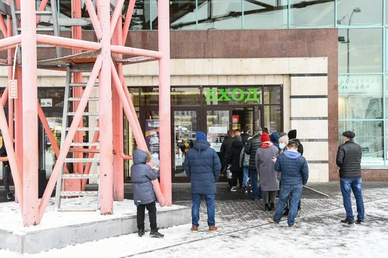 Проверка Росгвардией и МОБом соблюдения санитарных мер. Екатеринбург