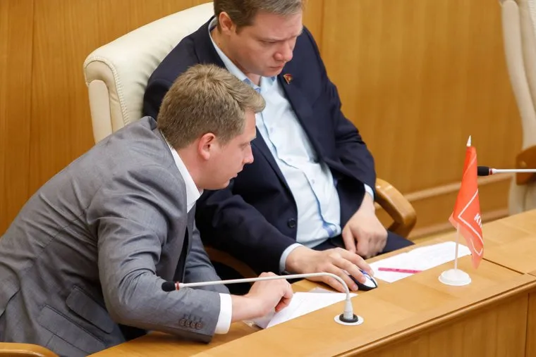 Утверждение старых новых министров и замгубернаторов Свердловской области на очередном заседании заксобрания. Екатеринбург, ивачев александр