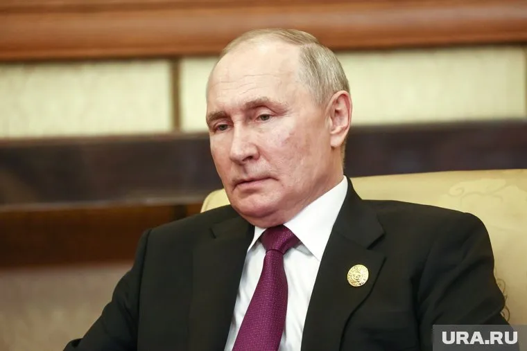 Владимир Путин призвал думать о прекращении боевых действий на Украине