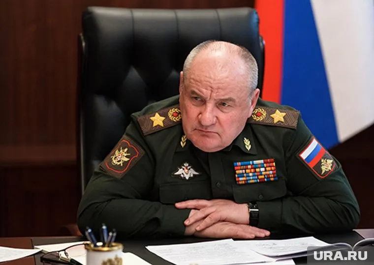 Павел Попов отправится в «Бутырку» за взятку и мошенничество, пишет ТАСС