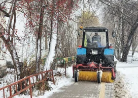 В Перми коммунальные службы борются с последствиями мощного снегопада