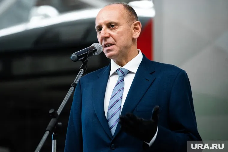 Пумпянский отметил, что при выработке кадровых решений учитывался гибкий подход для сохранения всех сильных сторон руководства ТМК и ЧТПЗ