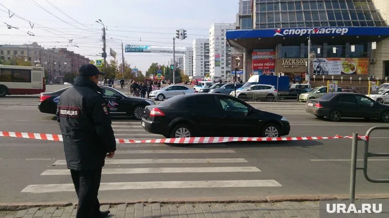 Власти Салехарда просят с пониманием отнестись к перекрытию улицы в городе