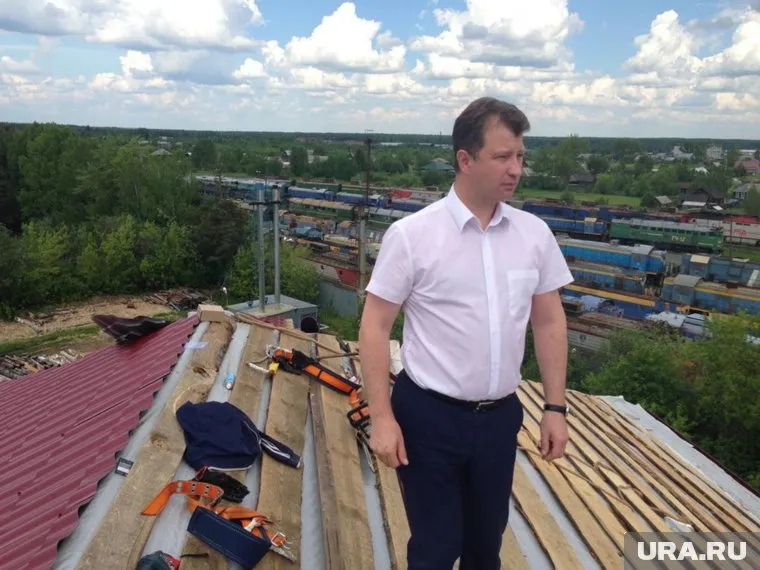 Василий Сизиков теперь поверенный власти в делах обманутых дольщиков