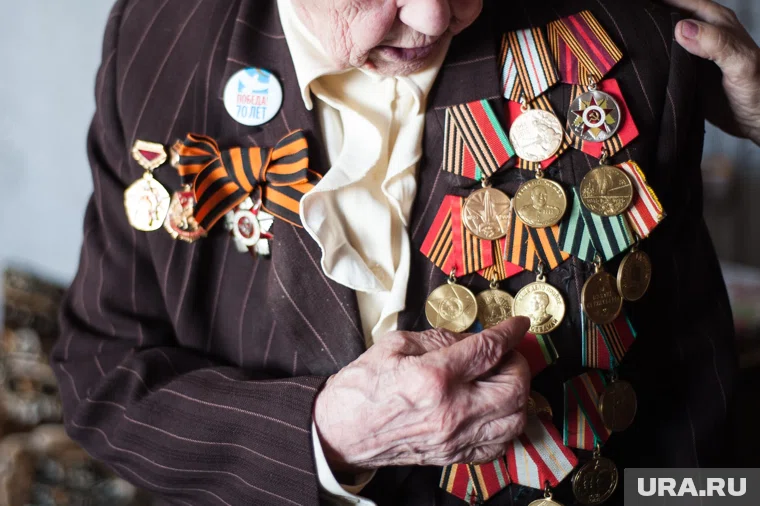 В Екатеринбурге проживает 38 участников ВОВ