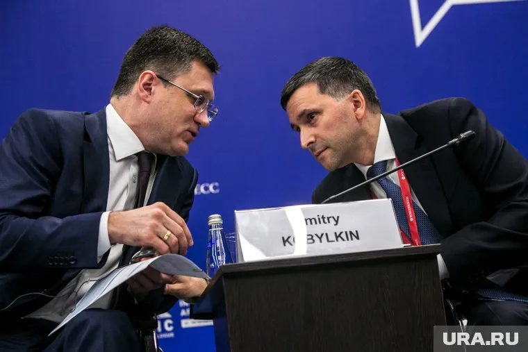 Министр Александр Новак (слева) приедет в Зауралье через 10 дней после своего коллеги Дмитрия Кобылкина (справа)