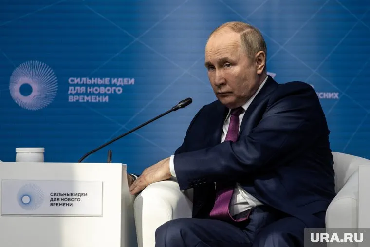 Владимир Путин подписал документ о Русском мире