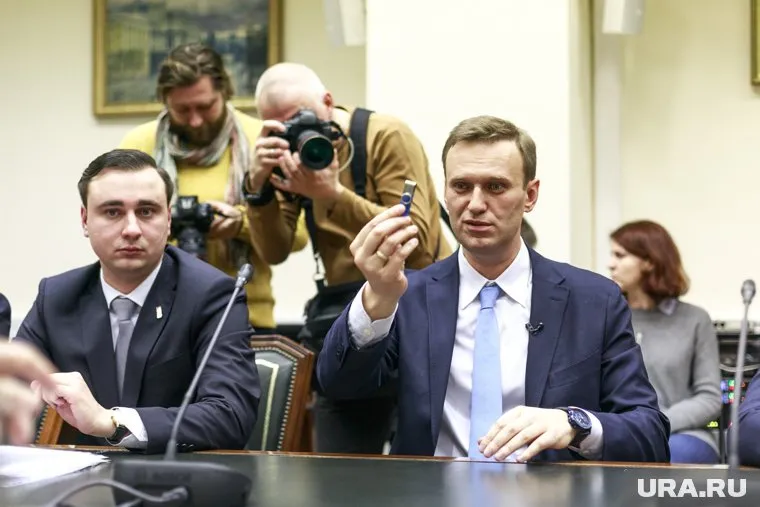Алексей Навальный летел из Томска в Москву 20 августа