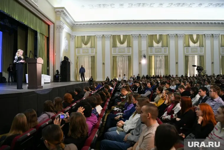 Екатерина Мизулина приезжала в Тюмень 23 февраля