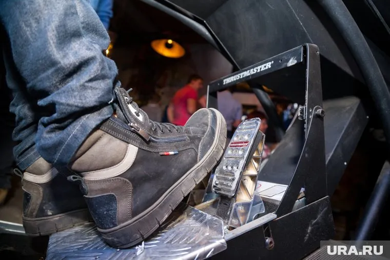 Водитель из Сургута перепутала педали, паркуясь возле детской площадки