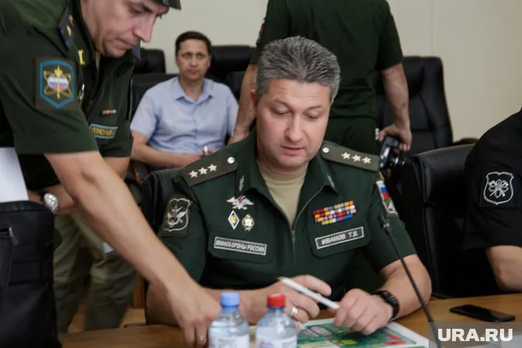 Тимур Иванов появился в суде в военной форме