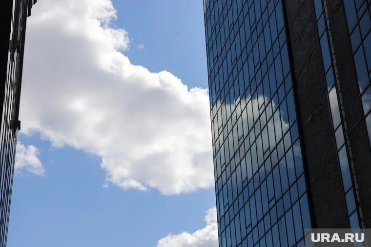 По прогнозам похолодание ожидается 4 ноября, однако уже через два дня возможно потепление