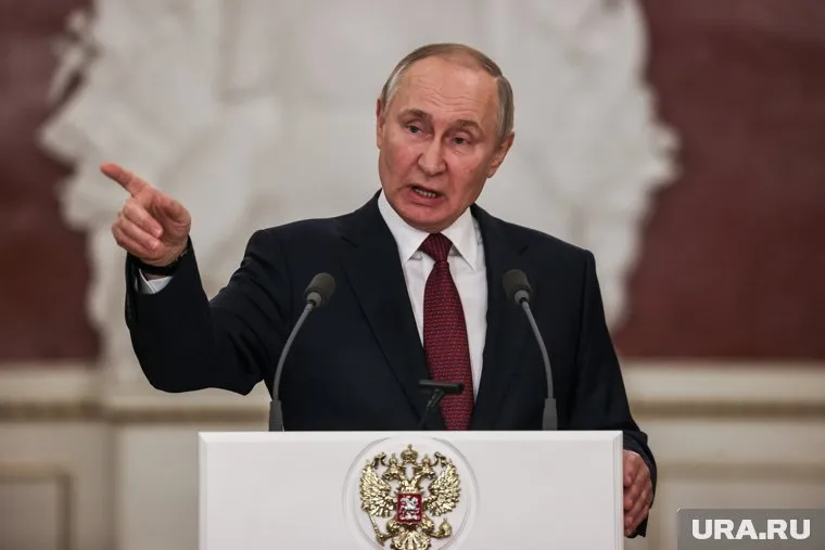 Президент РФ Путин жестко ответил Западу на Мюнхенской конференции 2007 года