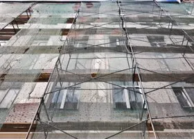 Власти Нового Уренгоя объявили о планах отремонтировать 77 многоквартирников