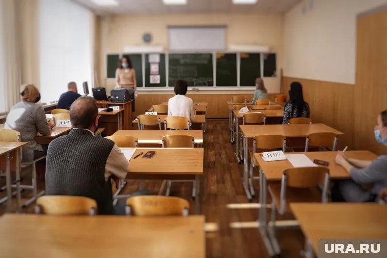 Ошибка в расчете бюджета привела к снижению зарплат учителей в Пермском крае