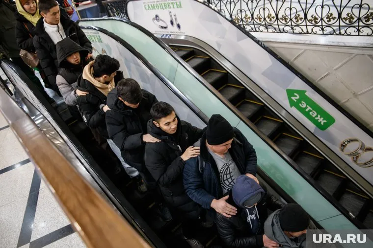 Трое иностранцев изнасиловали несовершеннолетнюю в Санкт-Петербурге