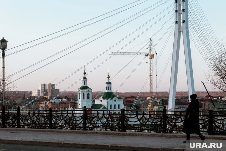 За сутки температура воздуха опустится с +10 до -7 градусов