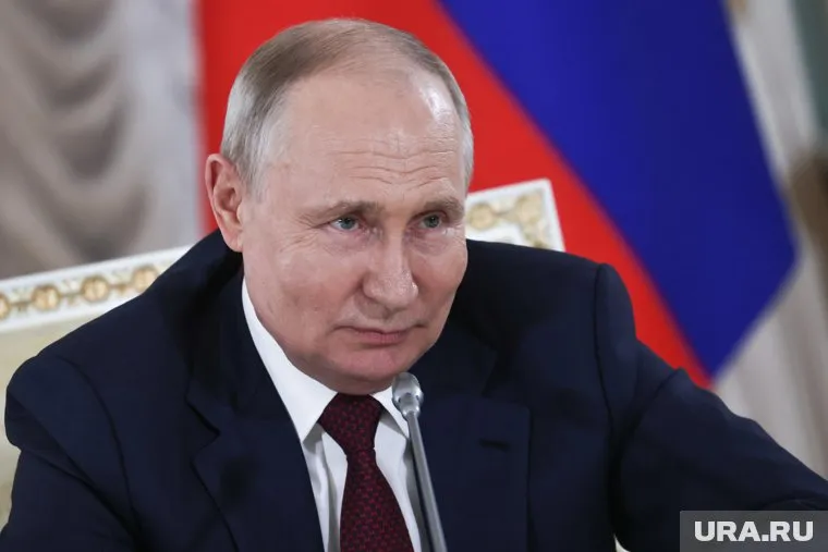 Президент России Владимир Путин лично поздравил мэра Москвы Сергея Собянина с переизбранием