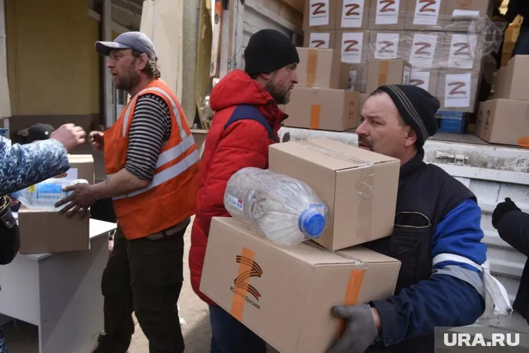 Танкисты из ХМАО получили 20 тонн помощи