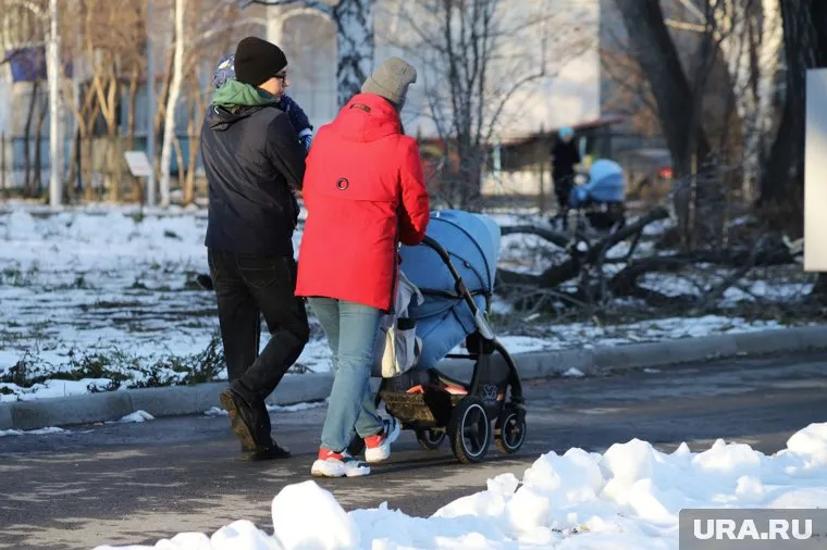 Через 5-7 лет количество молодых женщин детородного возраста в России увеличится на четверть.