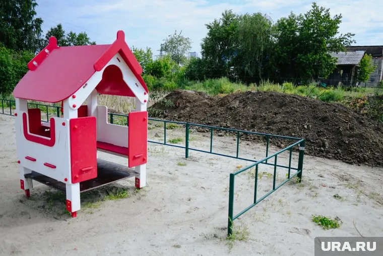 Губернатор заявил, что была обстреляна детская площадка