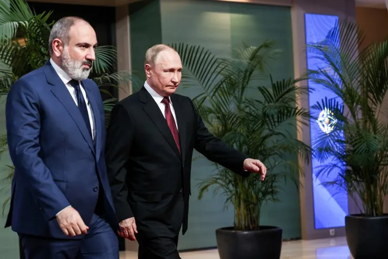 Владимир Путин на саммите ОДКБ в Ереване. Армения, Ереван