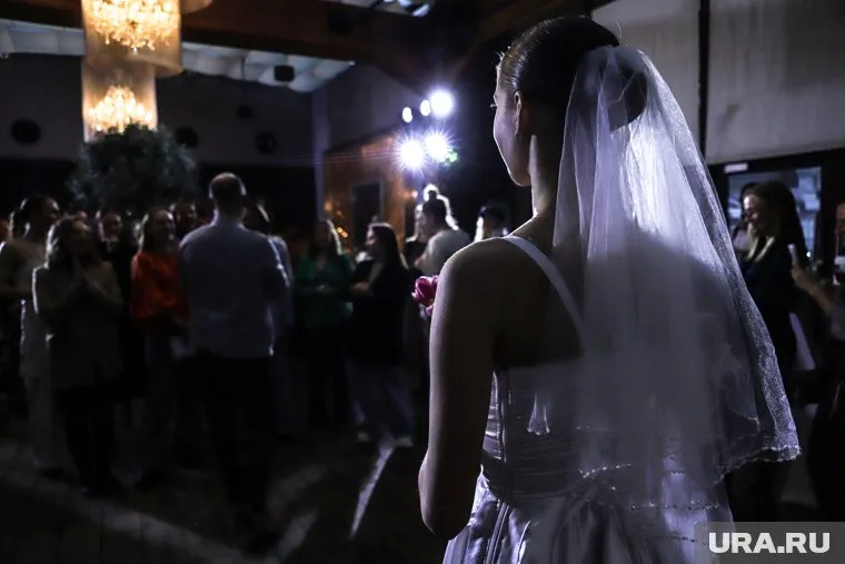 Всего заявления на регистрацию брака подали 136 тюменских пар