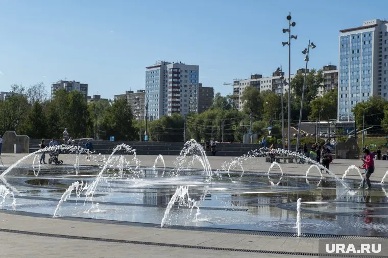 Фигуры медведей останутся там до завершения фестиваля «Город встреч»