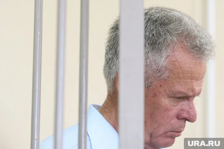 Защитник считает, что Михаил Астахов умрет в колонии