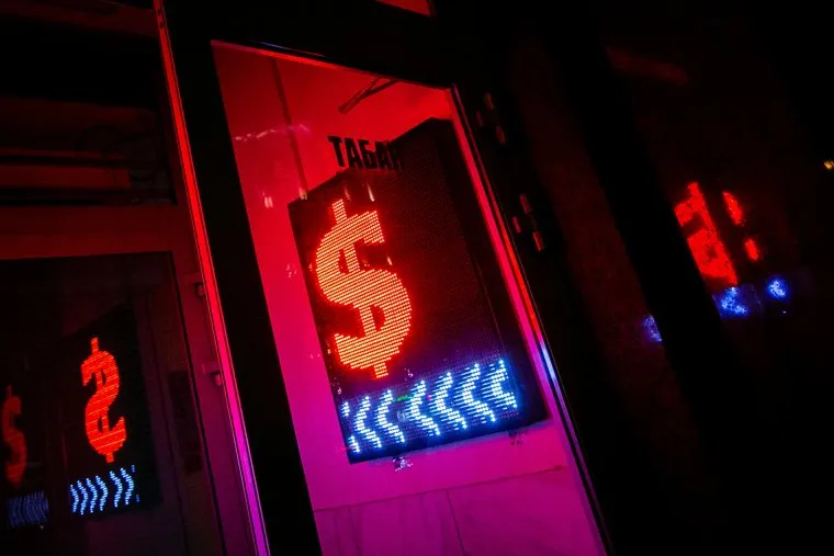 Пункт обмена валюты. Москва