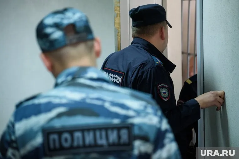 Полиции даны полномочия выдворять из России иностранных граждан и лиц без гражданств