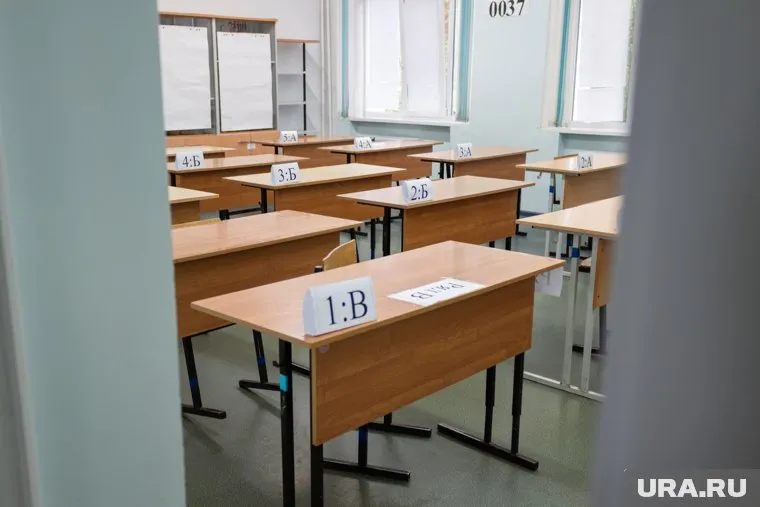 Снижение среднего балла может быть связано с расширением круга участников