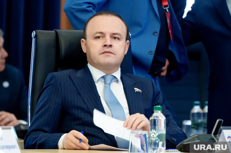 Даванков заявил, что в реестре пять с половиной тысяч экстремистских материалов