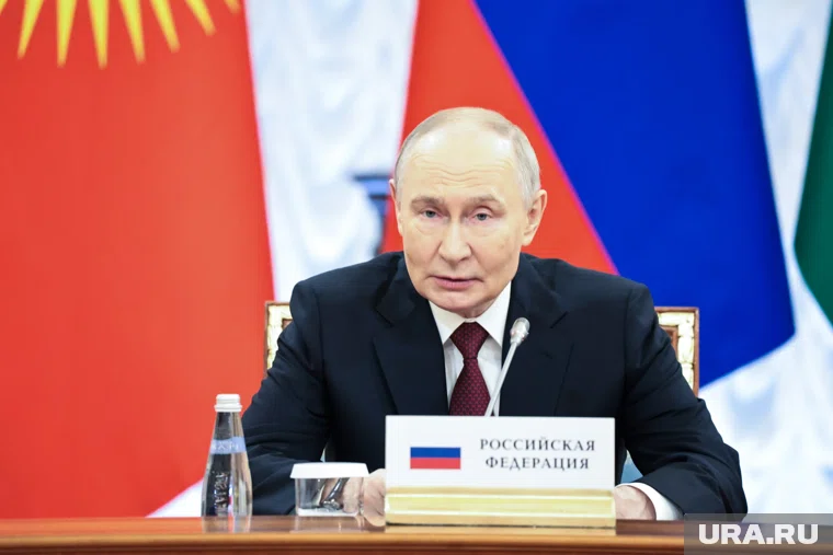 Путину доложили об освобождении Гуляйполя в Запорожской области, а также Димитрова и Артемовки в ДНР