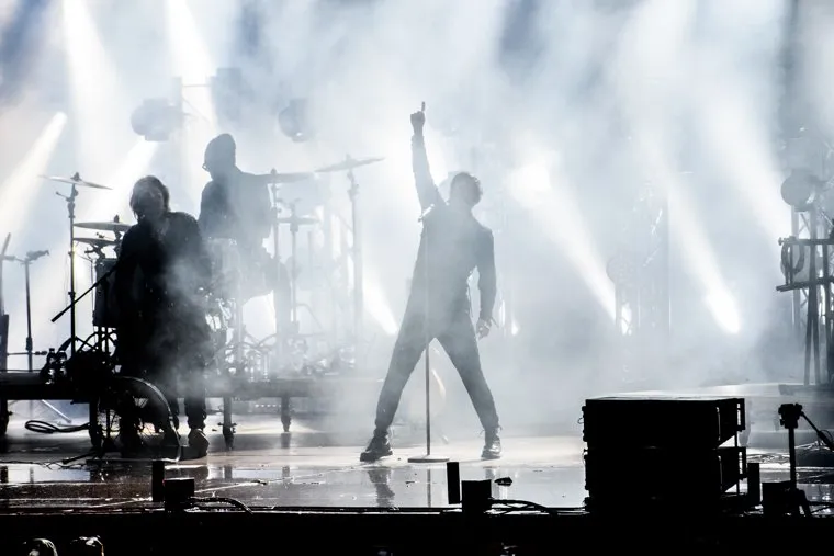 Музыкальный фестиваль "Маяк". Екатеринбург, рок-музыкант, рок, сцена, рок концерт, би-2, рок звезды