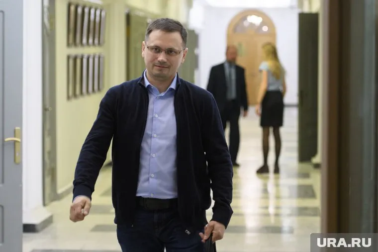 Алексей Холодарев считает, что на решение повлияла его переписка с лидером свердловских «эсеров»