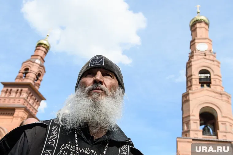 Экс-схиигумена Сергия обвиняют в склонении к суициду, самоуправству и воспрепятствовании богослужению