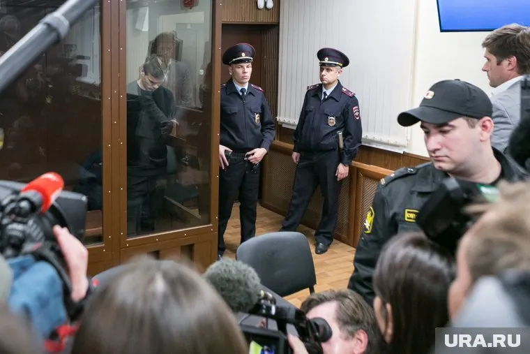Александру Кокорину и Павлу Мамаеву продлили срок ареста