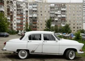 В ХМАО выставили на продажу коллекционный советский автомобиль