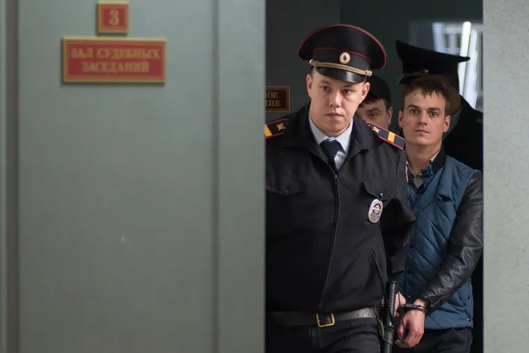 Мера пресечения для шести участников массовых беспорядков в Цыганском поселке. Екатеринбург, кузнецов владислав