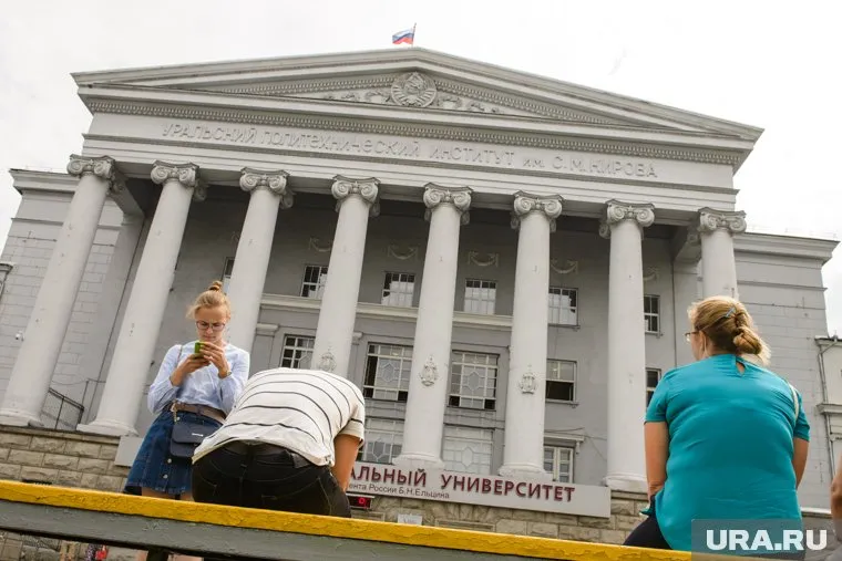 Студентам не объясняют, почему задерживаются выплаты