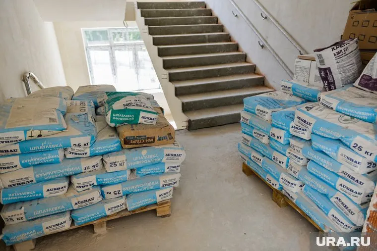 Восстановление здания и ремонт продолжался почти год