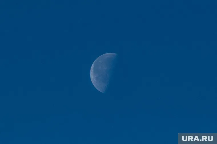 «Чанъэ-4» сел на обратной стороне спутника Земли