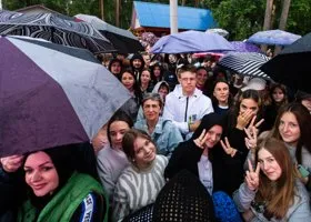Толпы екатеринбуржцев выстроились в очереди на концерт «Смешариков»